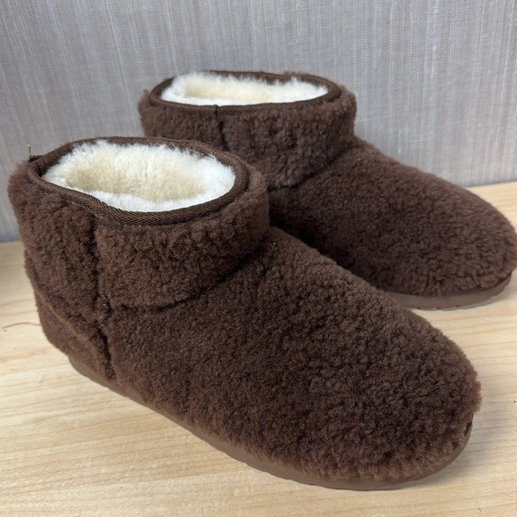 Emu Shoes - Emu Brown Sheepskin Lined Winter Booties